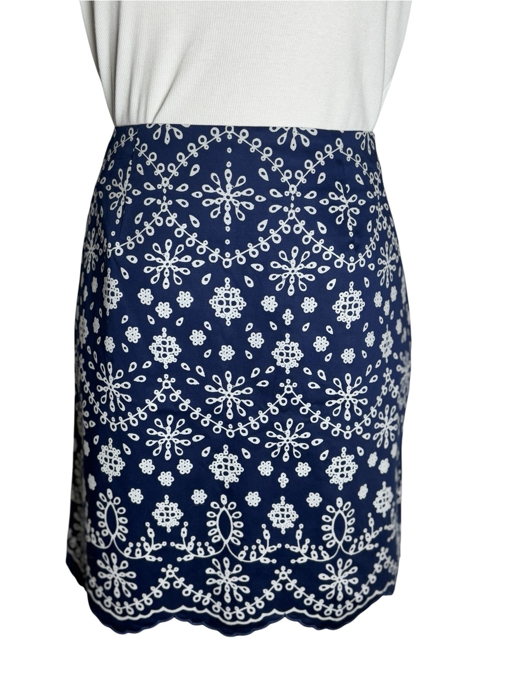 Laundry by Shelli Segal Blue White Embroidered Cotton Mini Skirt Scalloped Hem S - Picture 2 of 8